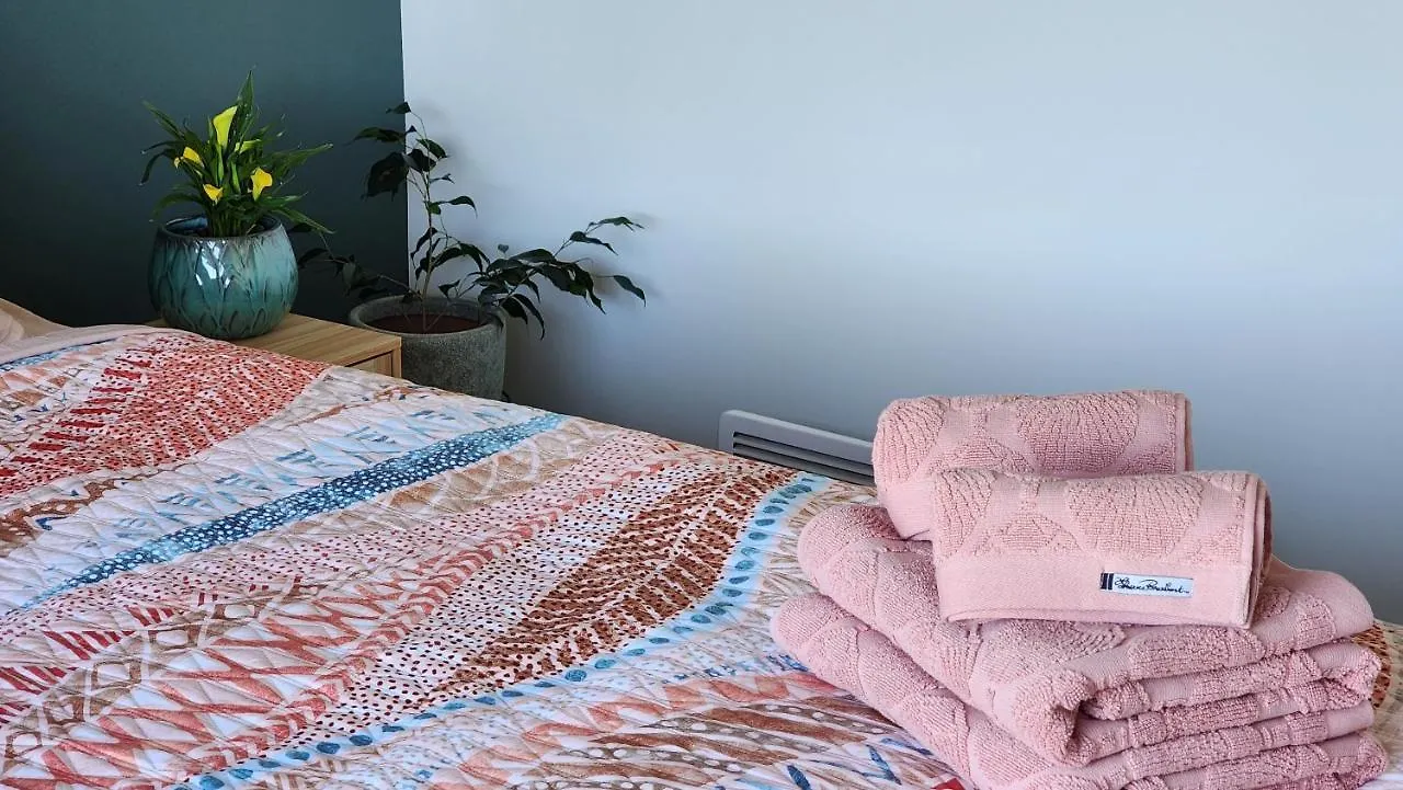 A Stunning Retreat In Rotorua! Otel Konukevi