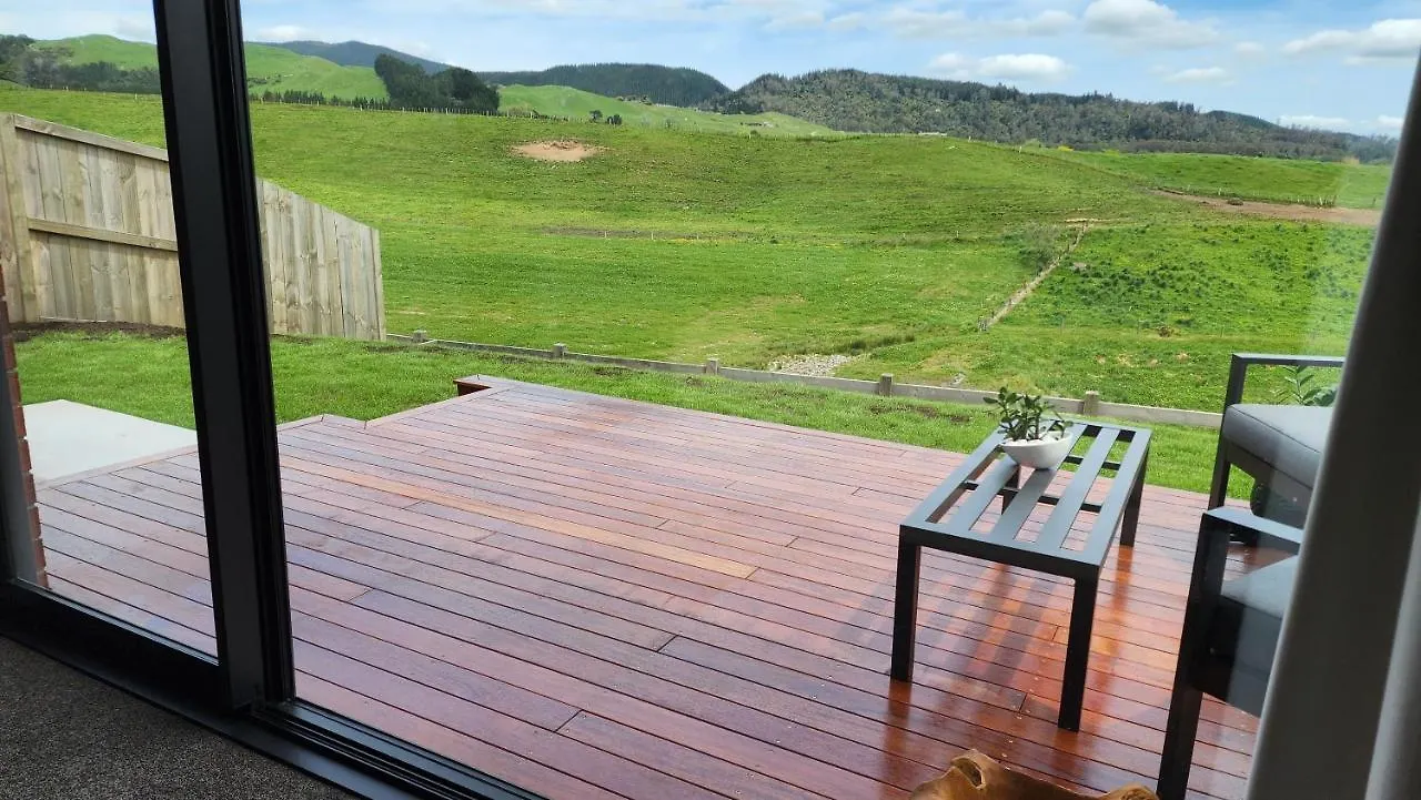 Hotel A Stunning Retreat In Rotorua!